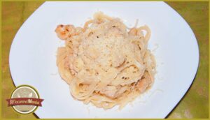 Яичная лапша с курицей. Готовое блюдо