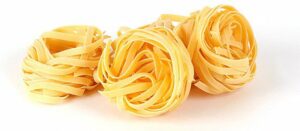 Длинные макароны. Феттучине (итал. Fettuccine).